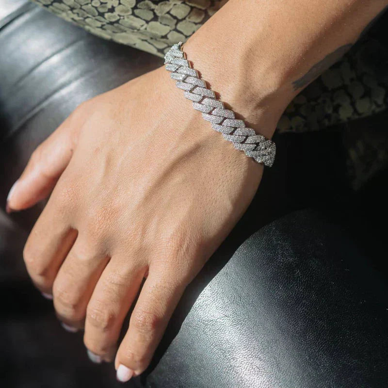 6ix-ice-women-collection-12mm-diamond-prong-cuban-bracelet-white-gold-28641347076233_800x_f12da977-1186-4593-96f8-32db1edbb578
